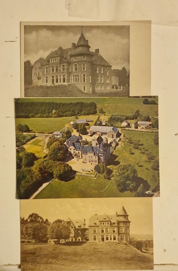 L'Histoire du Château de Blier 1 L'histoire du château de Blier : Trois cartes postales historiques représentant le château de Blier à différentes époques, en couleurs sépia.